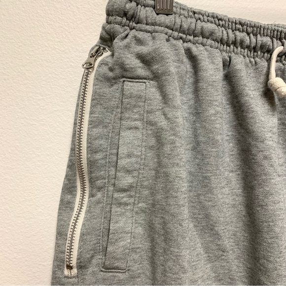 Nike Standard Issue Sweat Shorts Size L Grey Basketball French Terry Zip Pocket - Picture 6 of 12